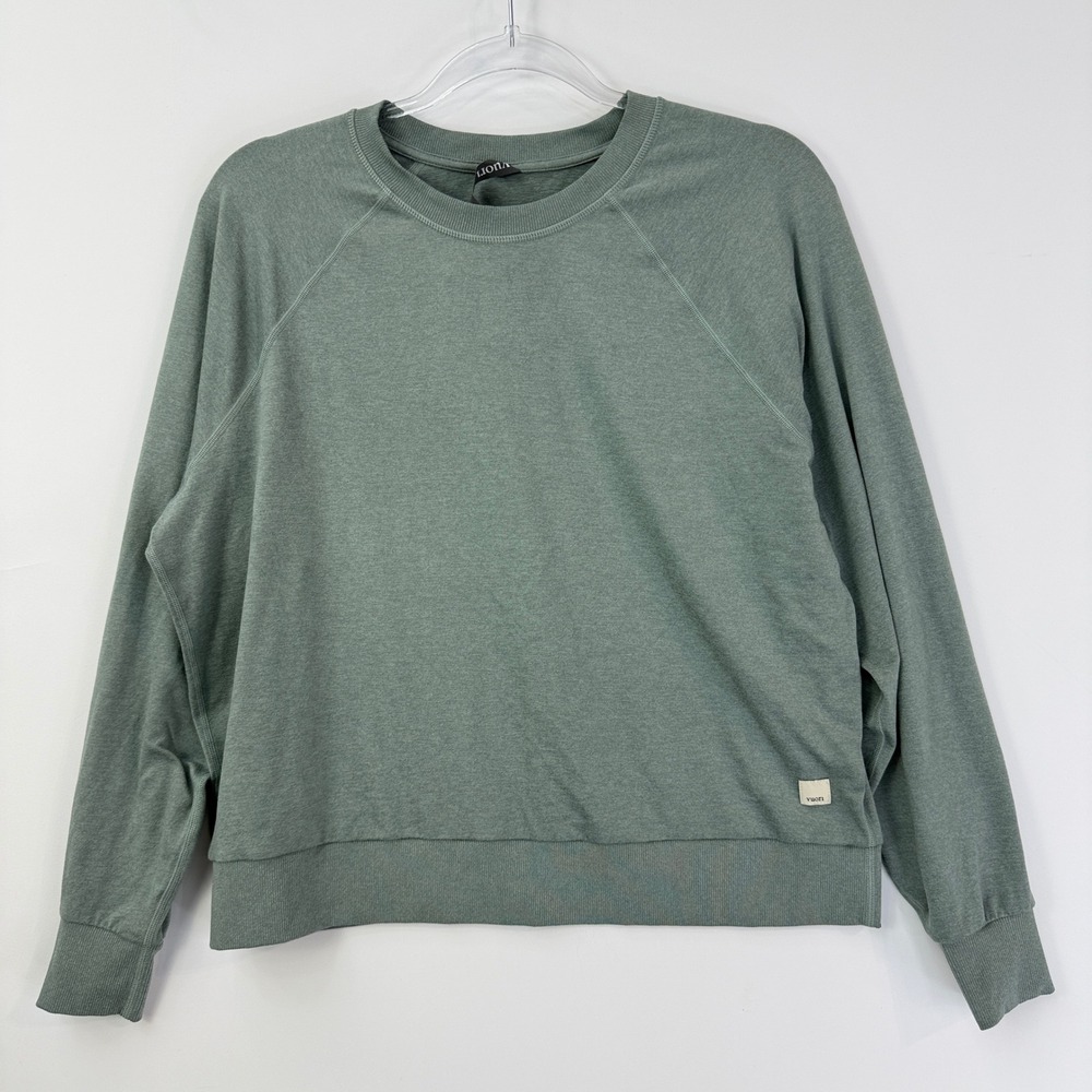 Vuori Halo Modern Crew Pullover Women Size S Sage Green Heather VW241 Sweatshirt